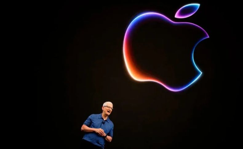 El anuncio del CEO de Apple, Tim Cook, sobre el trabajo junto a OpenAI.
