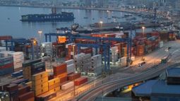 Intercambios comerciales con Chile están en su nivel más bajo en casi 30 años