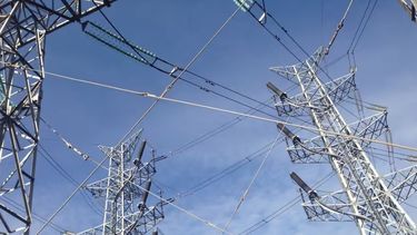 Los fondos destinados al servicio eléctrico.