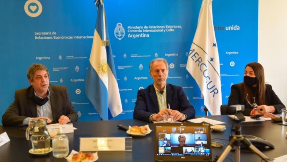 Buscan incrementar el comercio con Rusia