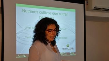 La soja con la que producimos alimentos sigue mal nutrida