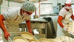 La industria lechera se queja por las altas tasas de interés