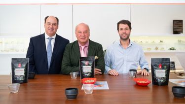 Ignacio Navia, gerente general de Cabrales SA; Martín Cabrales, presidente de la compañía; y Manuel Cabrales, Gerente de Operaciones.