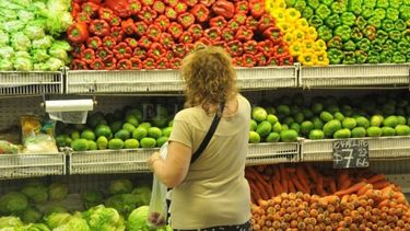 Se redujo la brecha en los precios de los alimentos en góndola