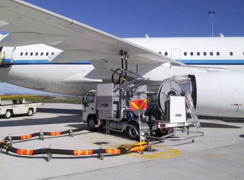 La suba en el combustible presiona al alza las tarifas de los viajes en avión