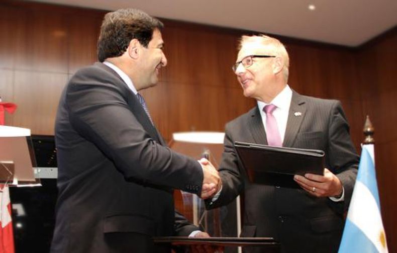 Suiza firmó acuerdo antievasión con Argentina