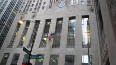 Los granos redondearon una jornada con subas en Chicago