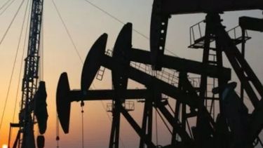 OPEP y aliados renuevan acuerdo para controlar el precio del crudo