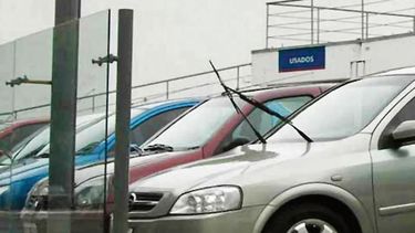 El nivel de transferencias de autos usados.