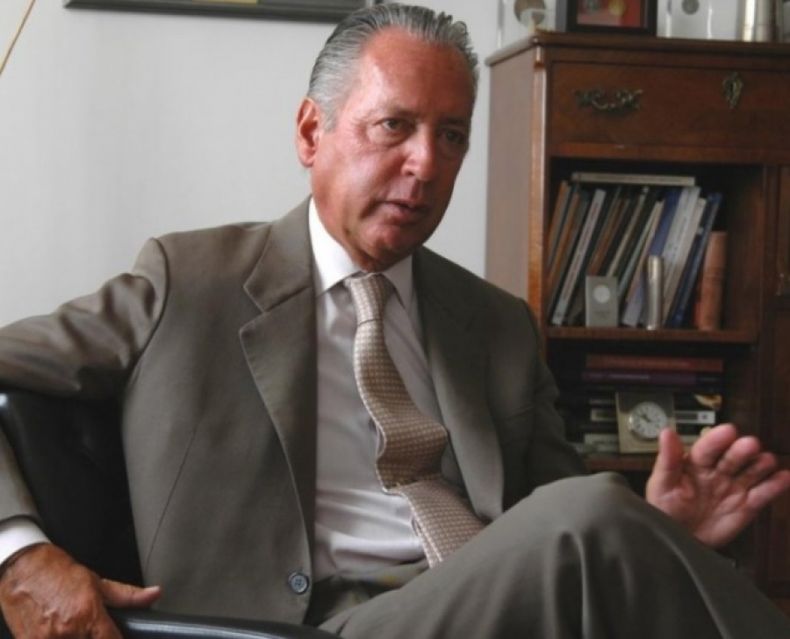"Para crecer hay que terminar con las actitudes mafiosas"