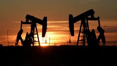 Piden aumentar las exportaciones de petróleo y gas