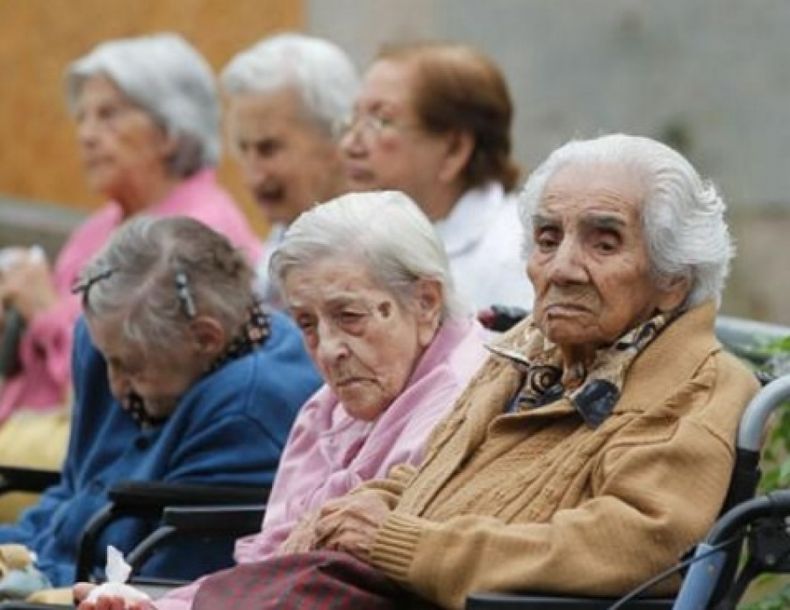 El 38% de los adultos mayores asegura que sus ingresos no les alcanzan para vivir