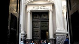 Por rebeldía, el Gobierno echó a dos directores del Banco Central