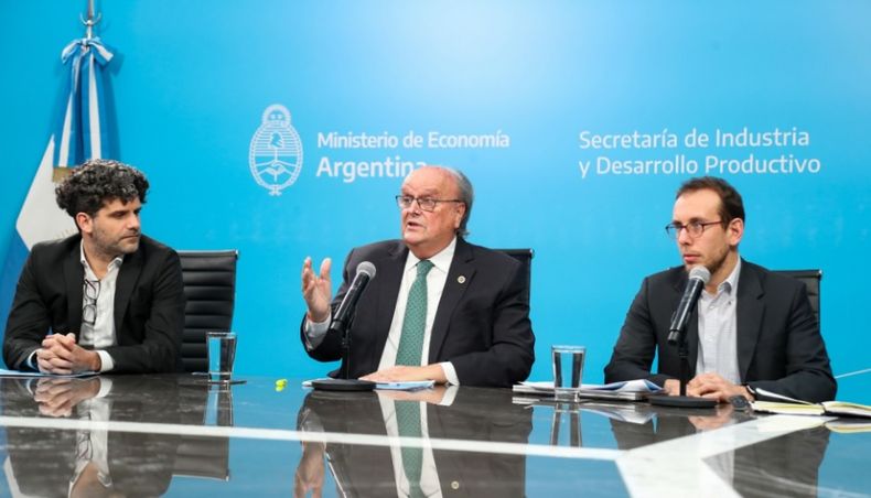 El anuncio del secretario de Industria, José Ignacio de Mendiguren, sobre los créditos para PYMES.