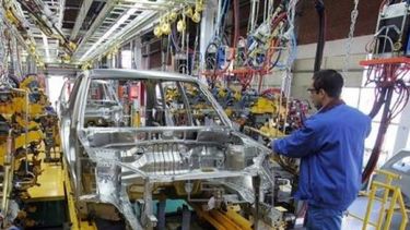 La industria brasileña dejó atrás un trimestre de bajas