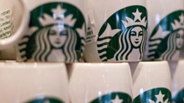 Starbucks Corp usará tazas para enviar mensajes que eviten el abismo fiscal en EE.UU.