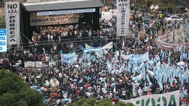 El sindicalismo opositor pidió "cambios urgentes" en pobreza e inseguridad