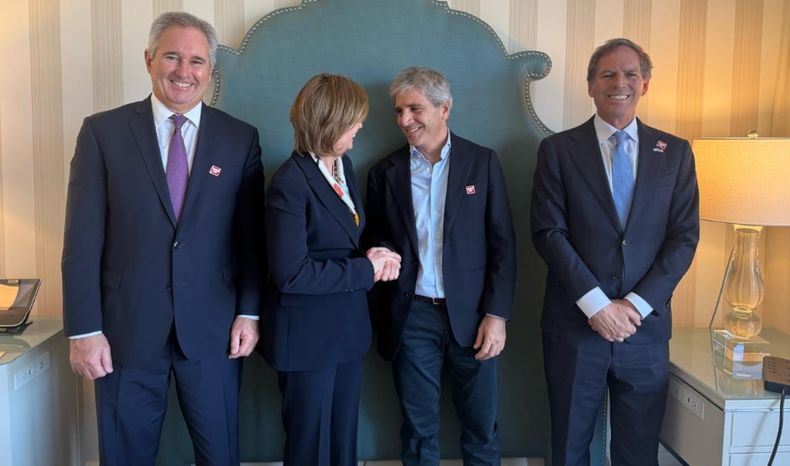 Quirno, Lane, Caputo y Oxenford.