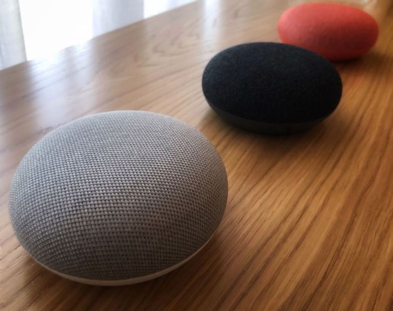 Google quedó tercera en el mercado de los parlantes inteligentes