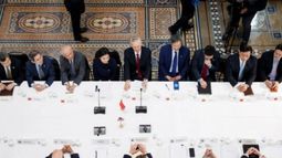 EE.UU. y China seguirán negociando en busca de "progresos"
