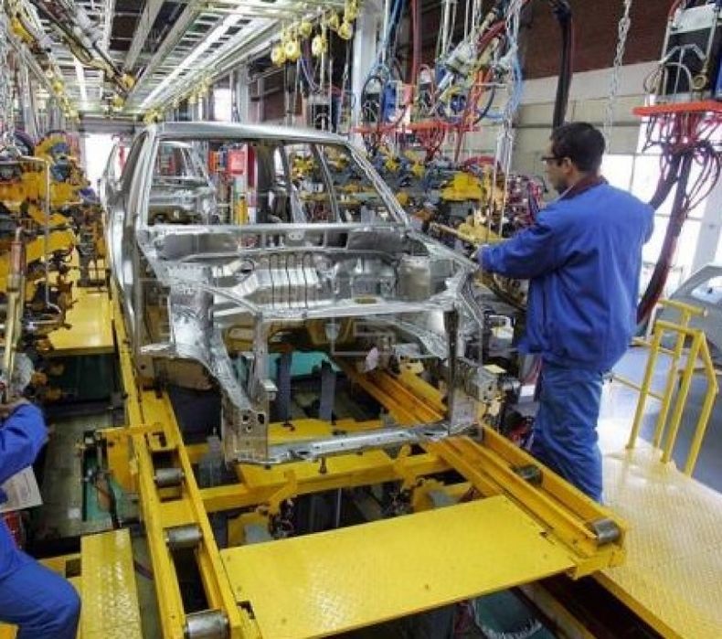 La industria brasileña dejó atrás un trimestre de bajas