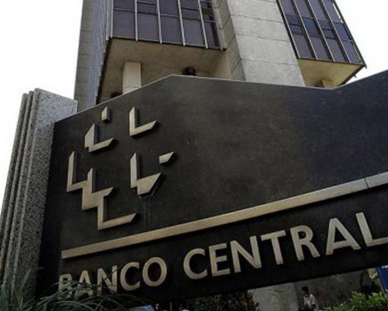 Brasil podría utilizar sus reservas para calmar el mercado cambiario local