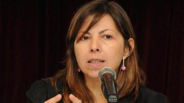 Batakis agita el fantasma del desembarco de fondos buitres en el país