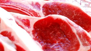 Establecen régimen de percepción del IVA para comerciar carnes