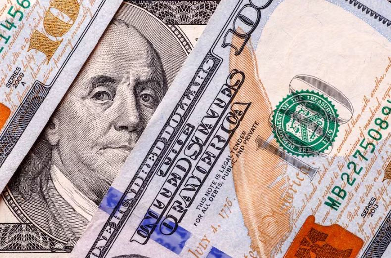 El dólar blue terminó en los 1.165 pesos para la venta.