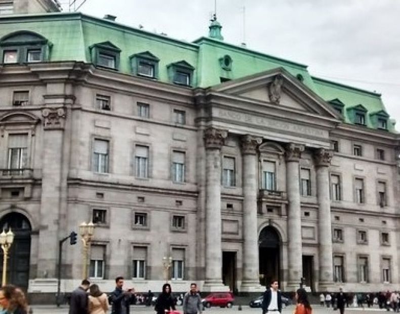 El Gobierno toma 422 millones de pesos del BNA