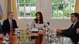 Poco a poco, la Presidente va volviendo al ruedo