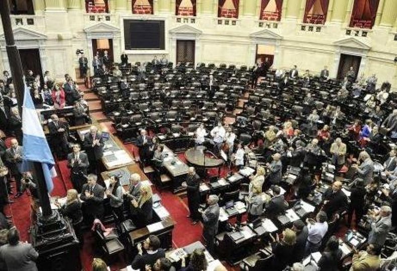 Buscan eximir de Ganancias a horas extra y aguinaldo