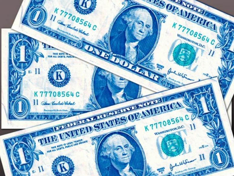 El dólar "blue" marcó otro récord y la Bolsa tuvo un mal día