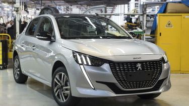Peugeot empezó a exportar un modelo argentino a Brasil