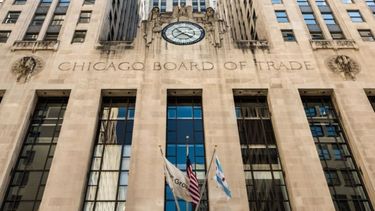 La soja sigue con tendencia negativa en Chicago