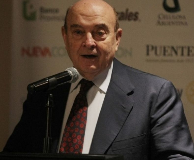 "Los dólares que se están yendo son los que nunca debieron entrar"