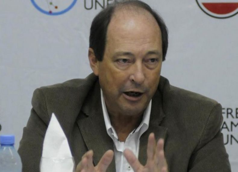 Para Sanz, faltan más controles gubernamentales, pero no al dólar