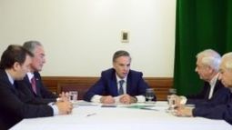 Dirigentes peronistas reclaman una ley de “Compre Nacional”