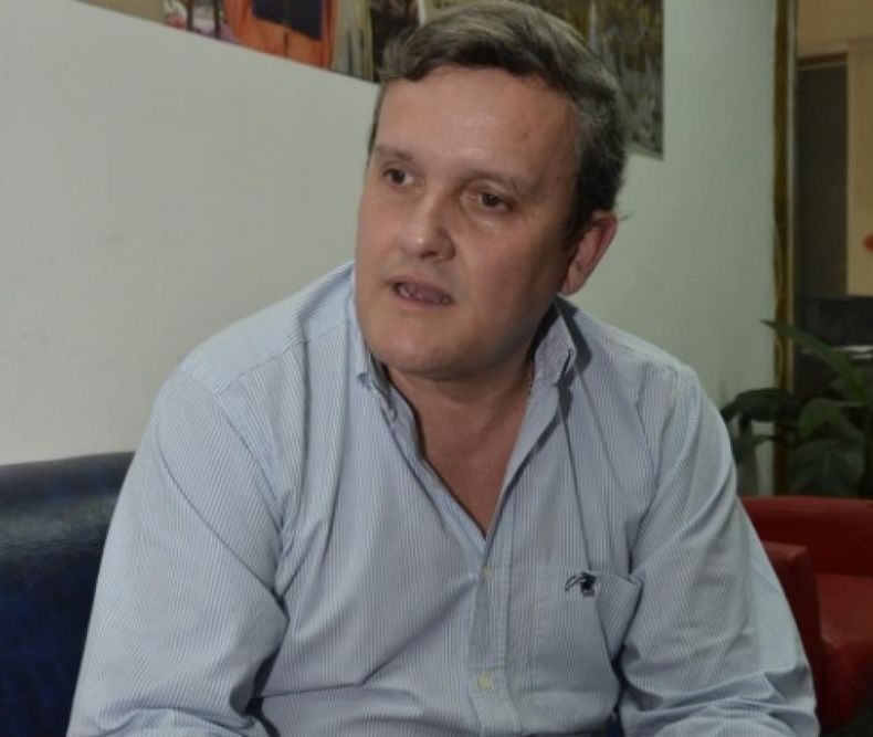 Alertan que "Argentina está inundada de dólares de deuda"