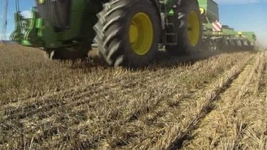 Pequeños productores comprarán más de 8 mil hectáreas del Ejército