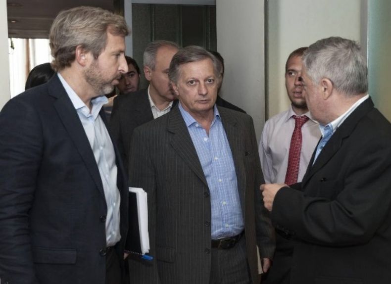 Conflicto petrolero: el Gobierno busca que las partes hagan concesiones