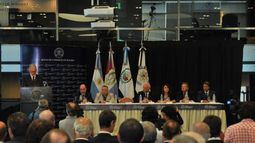 Llega el momento del remate correspondiente al primer lote de soja 2013-2014