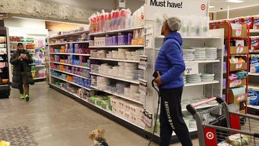 Los precios en las góndolas de los supermercados. Los precios en las góndolas de los supermercados.