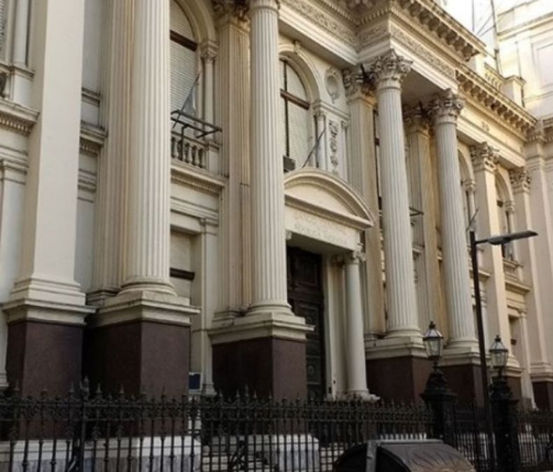 El BCRA dejó quieta su tasa de política monetaria
