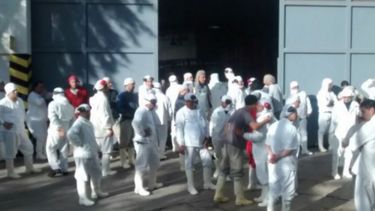 Reportan 52 nuevos despidos en Cresta Roja