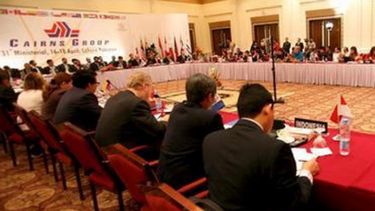 Cairns dio el presente en la Rural para discutir la agenda mundial del campo