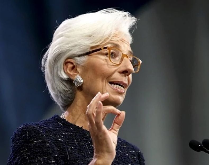 El FMI pide a banqueros ponerse al día y no ignorar al bitcoin