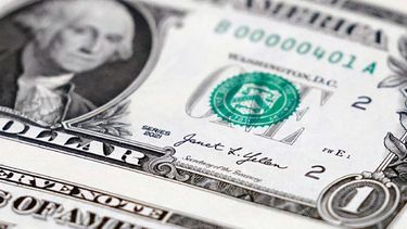 El dólar blue sube $75 en lo que va de 2024.