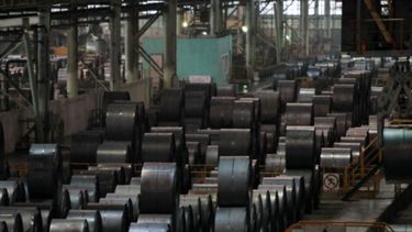 La UE impone aranceles al acero inoxidable de China