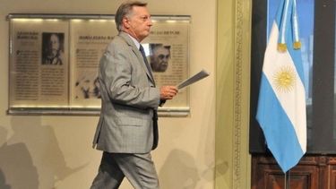Aranguren pide "reducir" el consumo energético en horas pico
